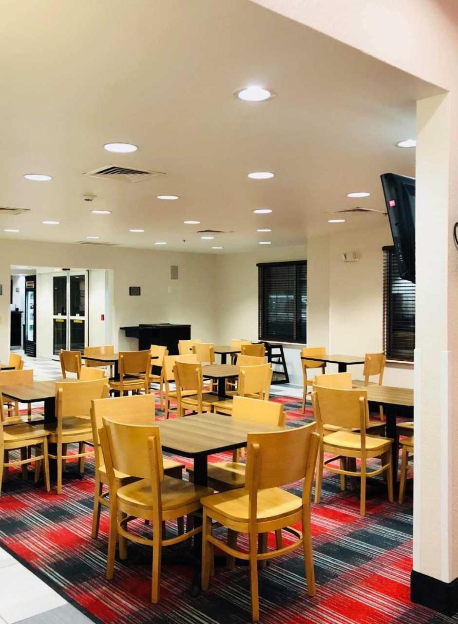 Country Inn & Suites By Radisson, Dfw Airport South, Tx 어빙 외부 사진